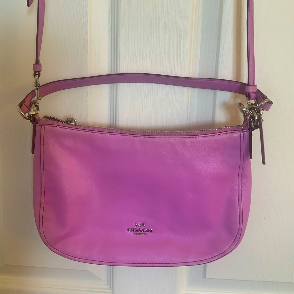 Beautiful light orchid Coach handbag perfect for Spring/Summer